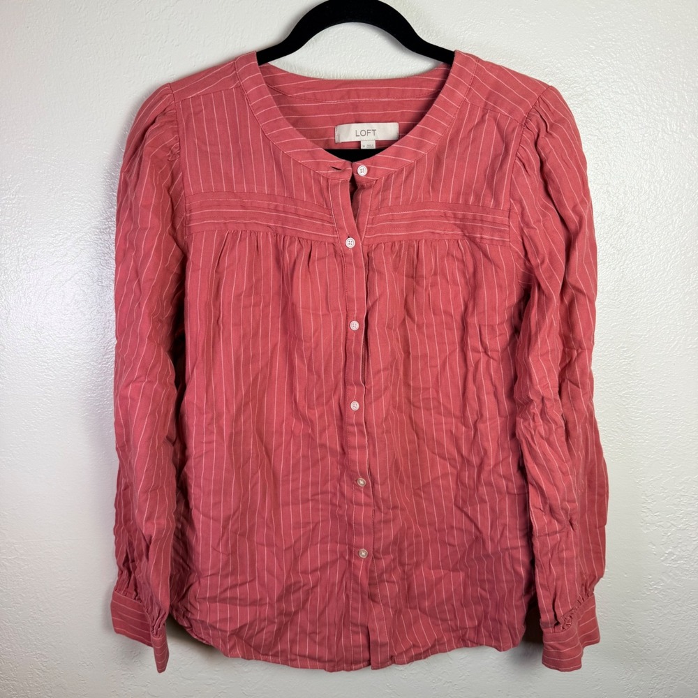 Loft Womens M Pink Pinstripe Cotton Pintuck Blouse Cottage Coastal Office Casual